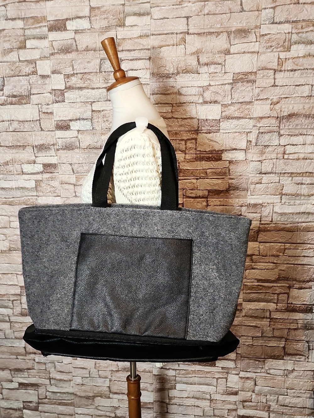DSW Tote Travel Gym Bag With Botton Zipper Compartment & Outside Pocket